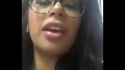 Jovencita Venezolana Me Frota Su Vagina Sobre Mi Verga Y Nos Corremos